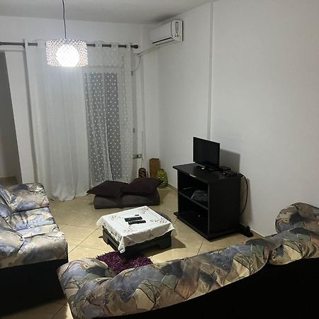 Ela Appartaments Вльора Екстер'єр фото